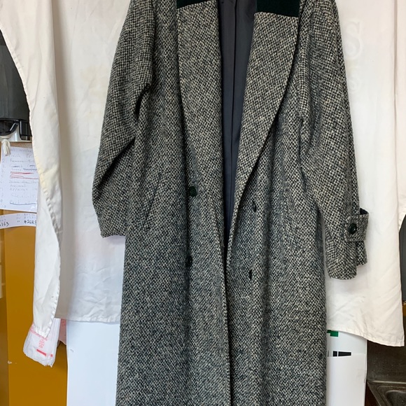 Wool coat - Picture 1 of 2